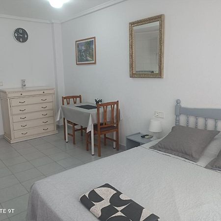 Studio Almudena Torrevieja Exterior foto